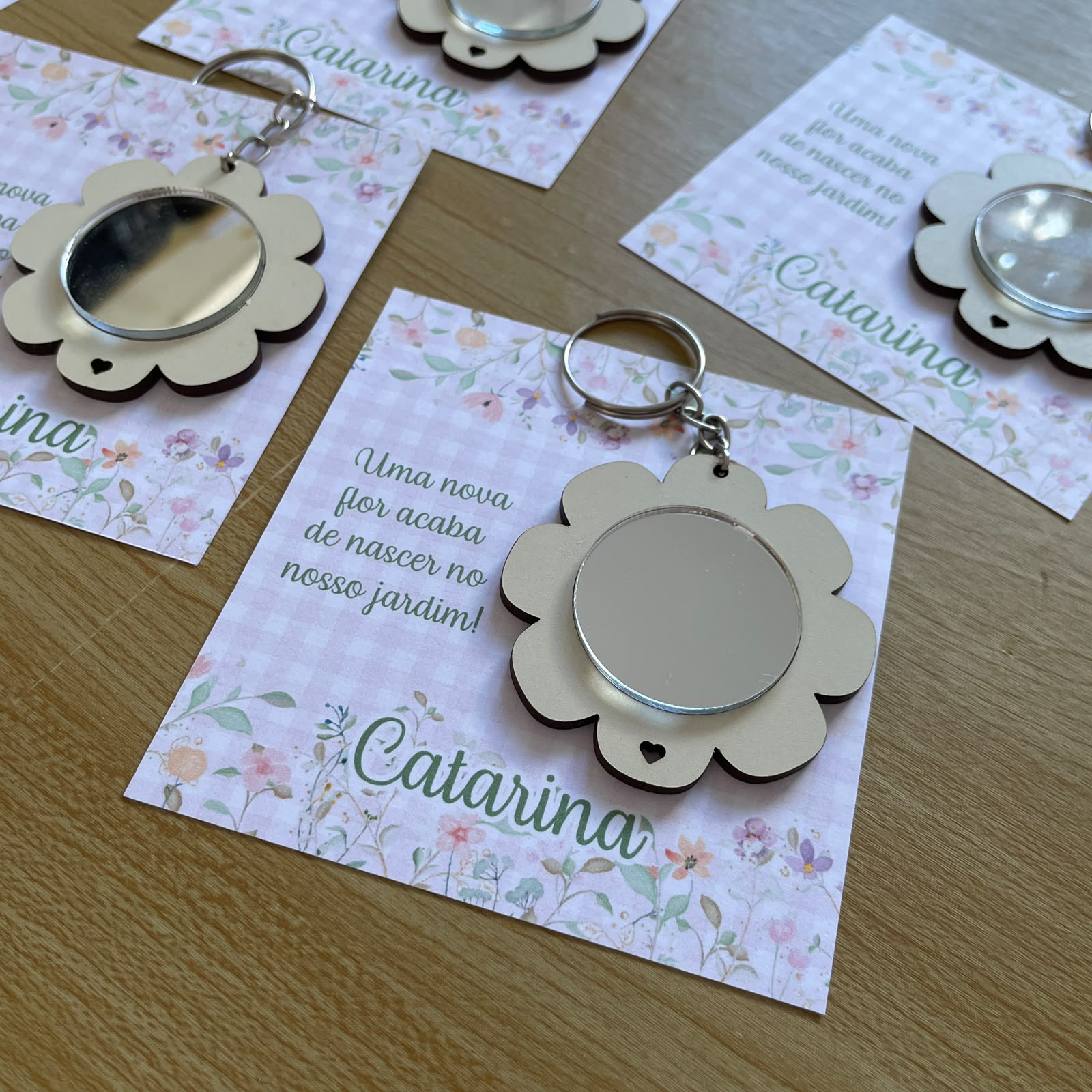 Chaveiro FLORZINHA COM MINI ESPELHO - Imagem 3